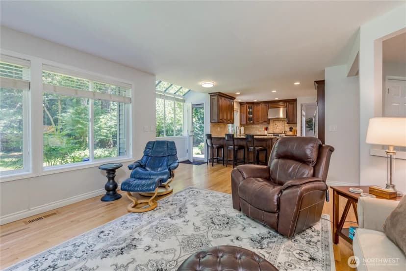 Property photo for 29938 200th Court Se, Kent photo 14
