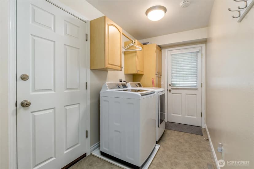 Property photo for 29938 200th Court Se, Kent photo 17