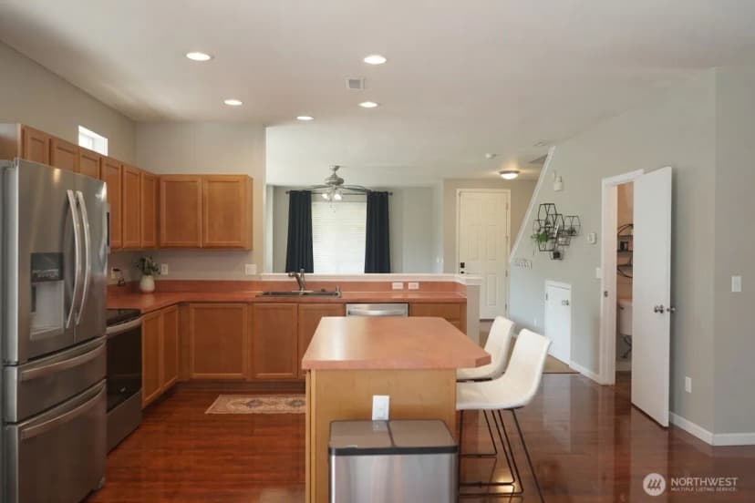 Property photo for 4316 Freemont Street Ne, Olympia photo 5