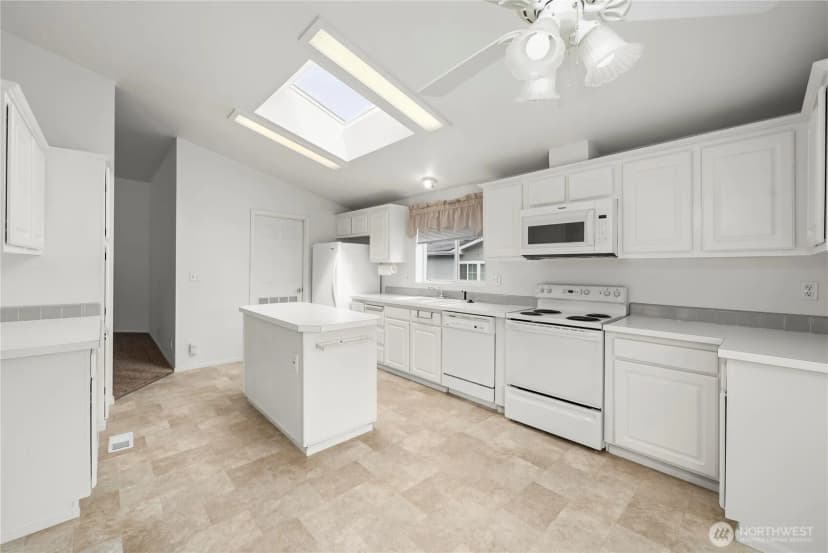 Property photo for 15400 Se 155th Place #1, Renton photo 9