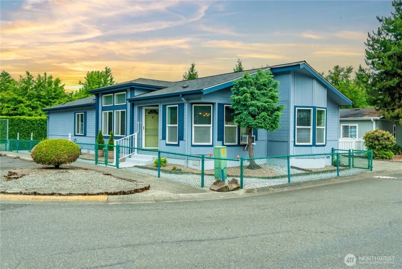 Property photo for 15400 Se 155th Place #1, Renton