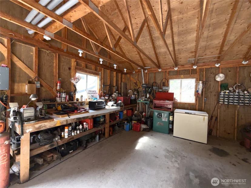 Property photo for 37 Gardner Creek Road, Republic photo 16