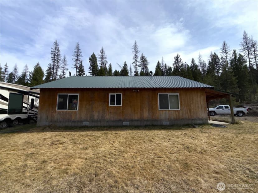 Property photo for 37 Gardner Creek Road, Republic photo 25