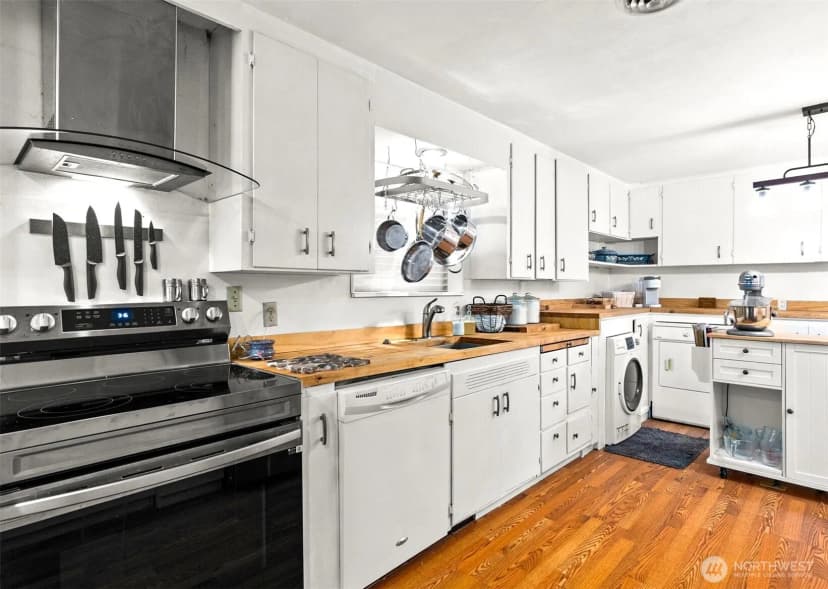 Property photo for 221 W Hunley, Westport photo 13