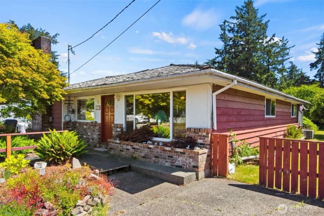Property photo for 221 W Hunley, Westport