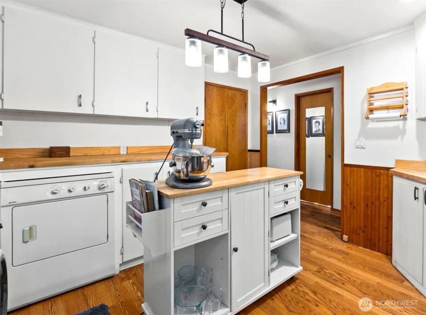 Property photo for 221 W Hunley, Westport photo 16