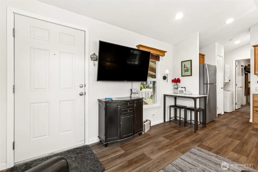 Property photo for 4707 Black Lake Belmore Road Sw ##29, Olympia photo 6
