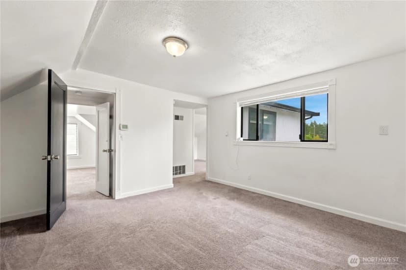 Property photo for 8406 Paine Street Sw, Lakewood photo 35