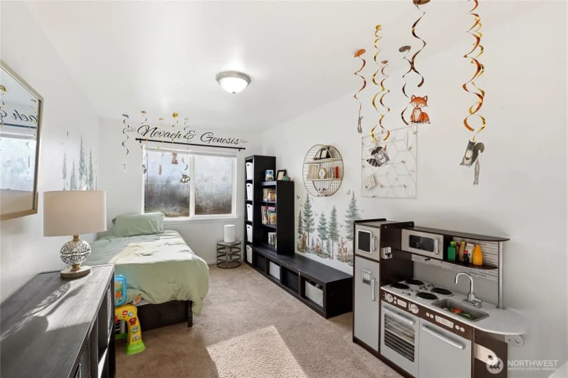 Property photo for 8406 Paine Street Sw, Lakewood photo 16
