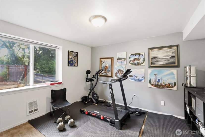 Property photo for 8406 Paine Street Sw, Lakewood photo 17