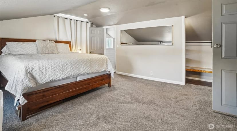 Property photo for 221 3rd Avenue Nw, Pacific photo 7