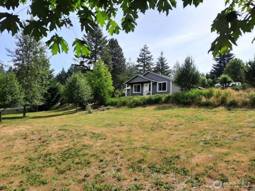 Property photo for 40 E Snowcrest Lane, Shelton photo 35