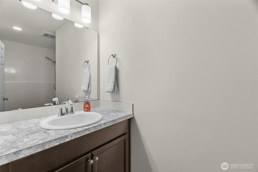 Property photo for 40 E Snowcrest Lane, Shelton photo 24