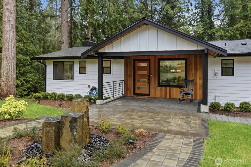 Property photo for 2641 271st Avenue Se, Issaquah photo 2