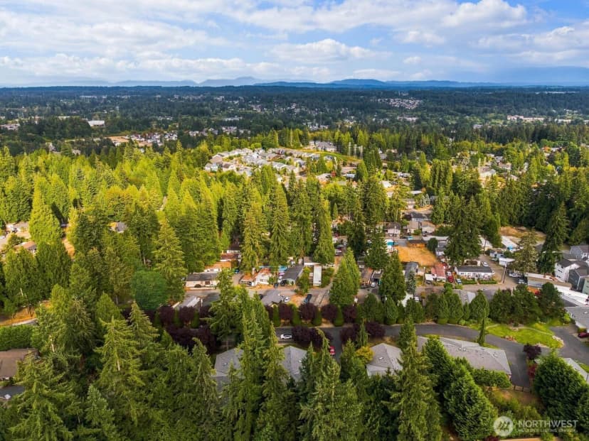 Property photo for 19326 2nd Drive Se #b, Bothell photo 38