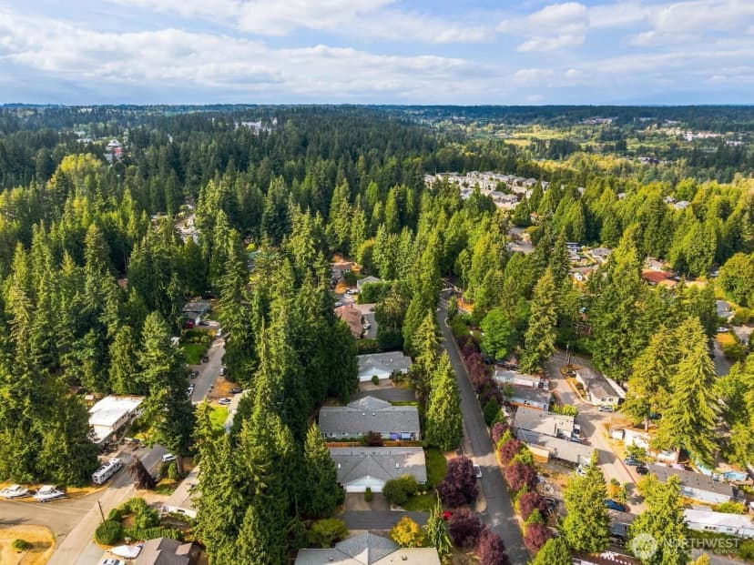 Property photo for 19326 2nd Drive Se #b, Bothell photo 35