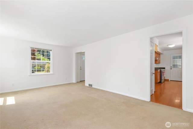 Property photo for 2926 Hawthorne Place Se, Olympia photo 5