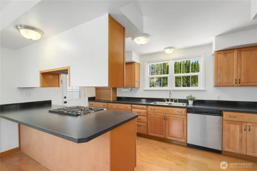 Property photo for 2926 Hawthorne Place Se, Olympia photo 9