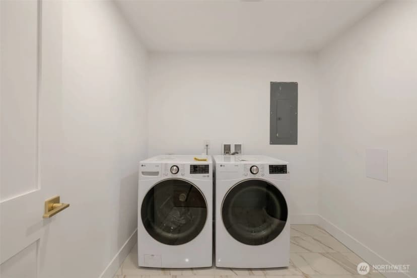 Property photo for 5109 S Willow Street, Seattle photo 24