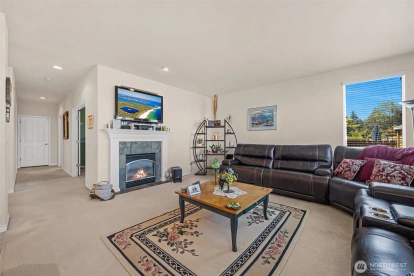 Property photo for 7019 129th Street Se, Snohomish photo 8