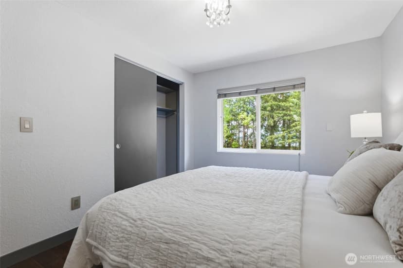 Property photo for 9812 57th Street Ct W, University Place photo 28