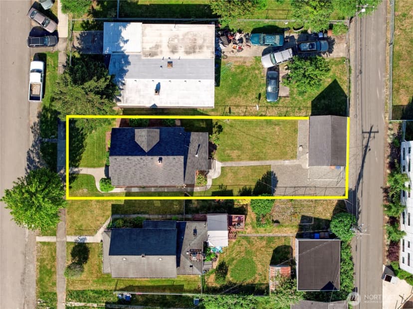 Property photo for 1615 E Wright Avenue, Tacoma photo 36