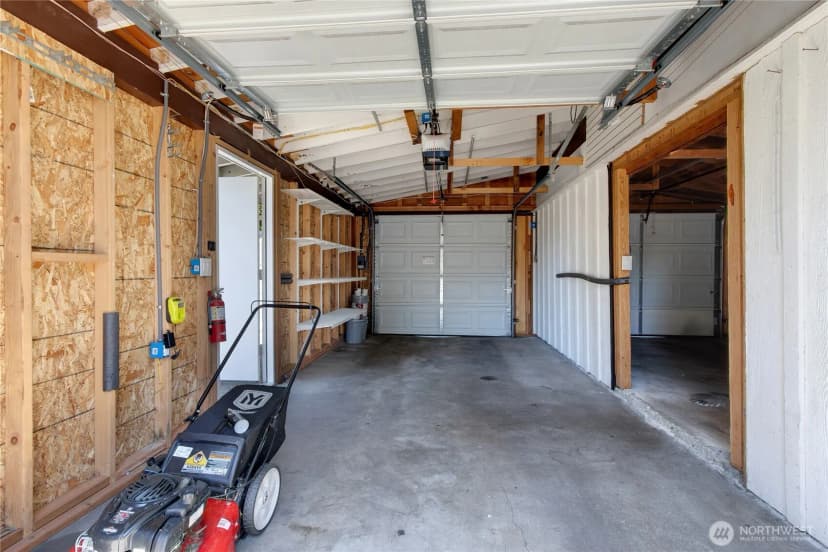 Property photo for 7801 Leschi Road Sw, Lakewood photo 17