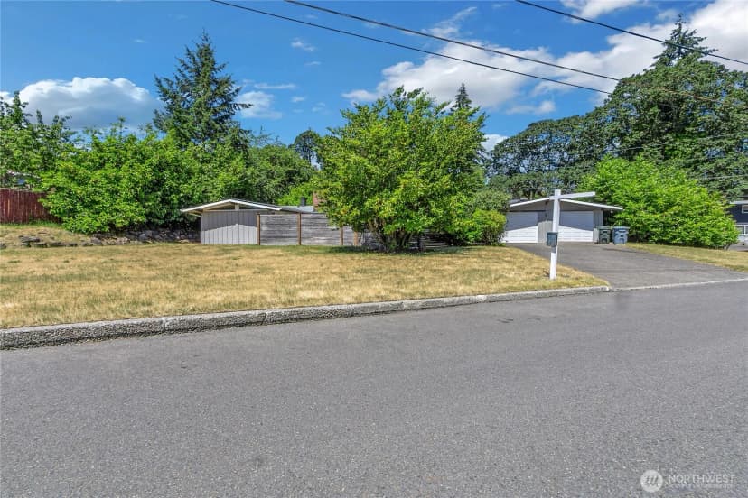 Property photo for 7801 Leschi Road Sw, Lakewood photo 19