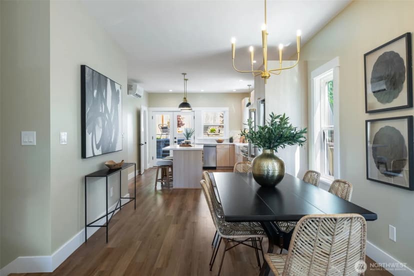 Property photo for 1822 31st Avenue, Seattle photo 6