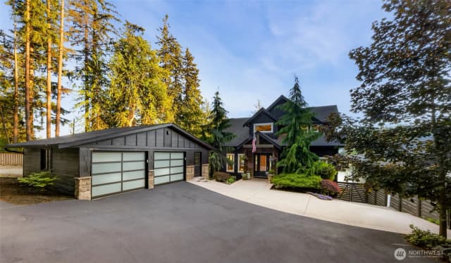 Property photo for 15404 Lakeview Avenue, Stanwood