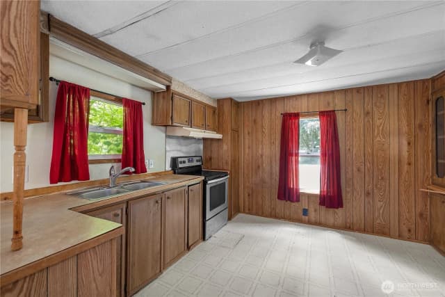 Property photo for 9840 Channel Drive Nw, Olympia photo 4