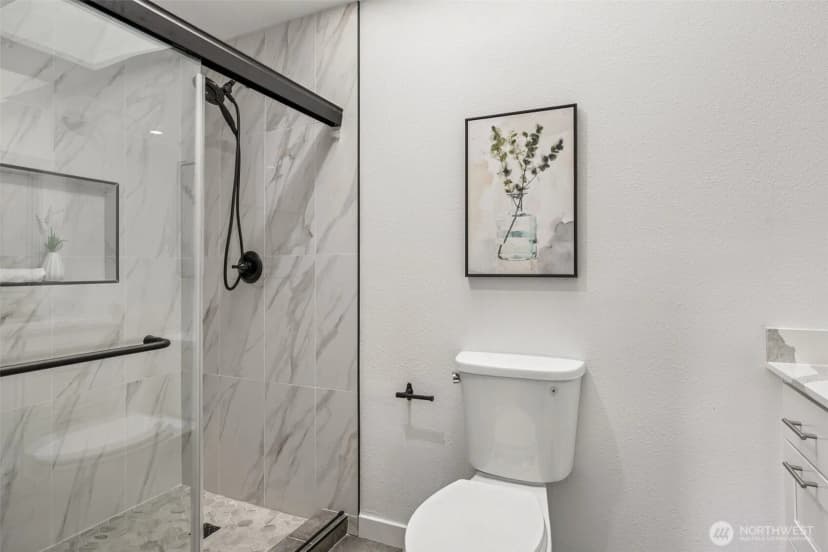 Property photo for 7002 42nd Avenue S, Seattle photo 10