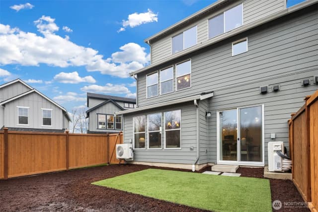 Property photo for 15814 23rd Avenue Ne, Marysville photo 5
