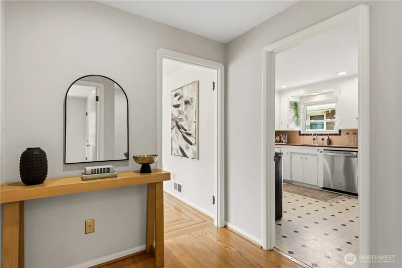 Property photo for 4414 Ne 65th Street, Seattle photo 13