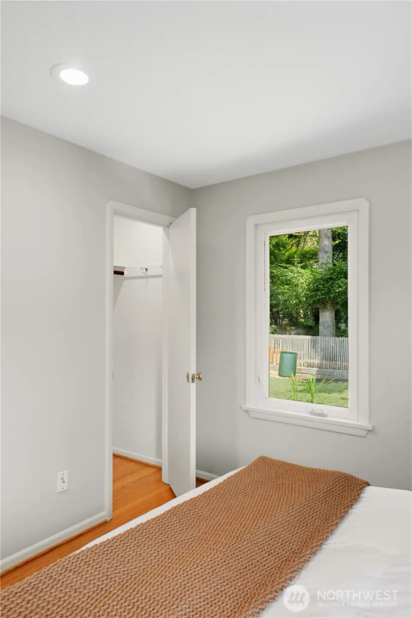 Property photo for 4414 Ne 65th Street, Seattle photo 16