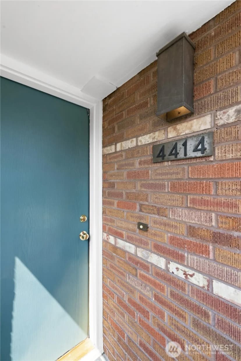 Property photo for 4414 Ne 65th Street, Seattle photo 7