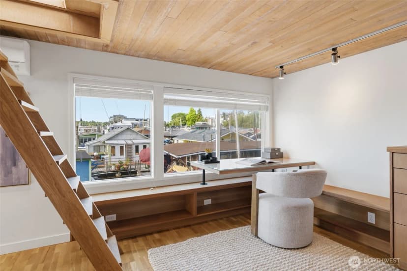 Property photo for 2031 Fairview Avenue E #i, Seattle photo 27