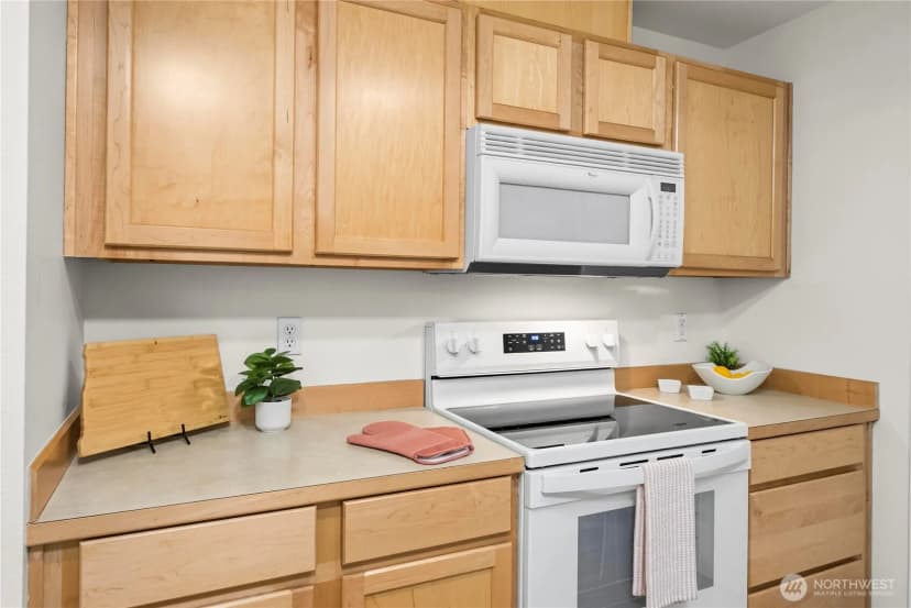 Property photo for 15325 Se 155th Place #g1, Renton photo 13