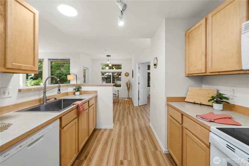 Property photo for 15325 Se 155th Place #g1, Renton photo 12