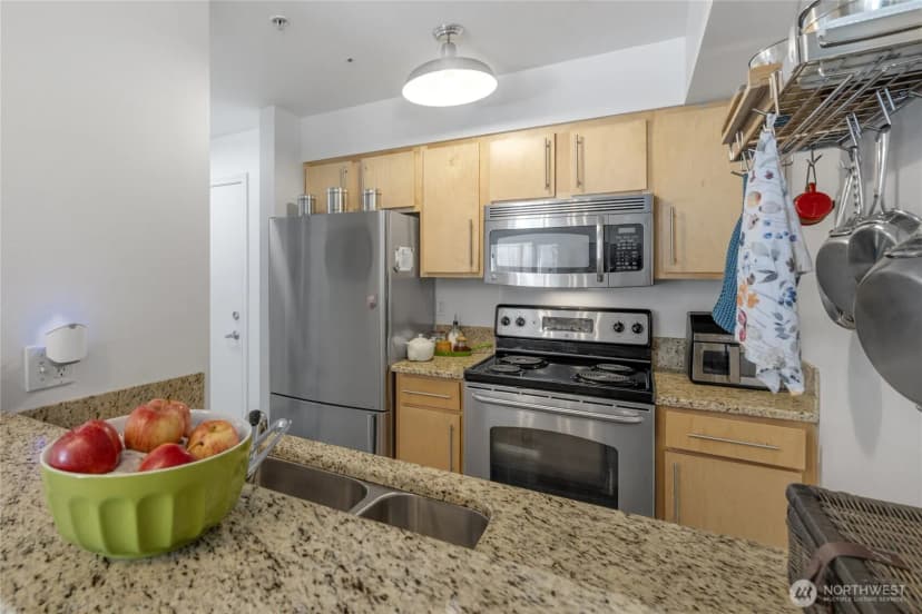 Property photo for 2901 S Jackson Street #304, Seattle photo 10
