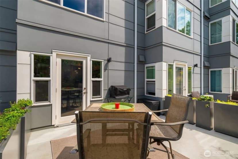 Property photo for 2901 S Jackson Street #304, Seattle photo 20
