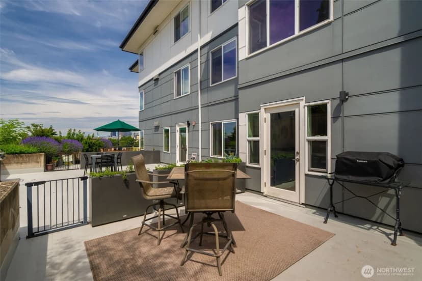 Property photo for 2901 S Jackson Street #304, Seattle photo 19
