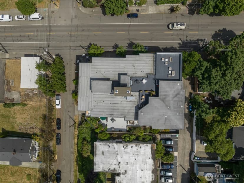 Property photo for 2901 S Jackson Street #304, Seattle photo 27