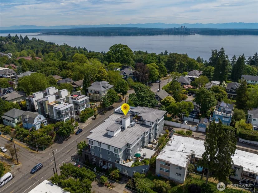 Property photo for 2901 S Jackson Street #304, Seattle photo 29