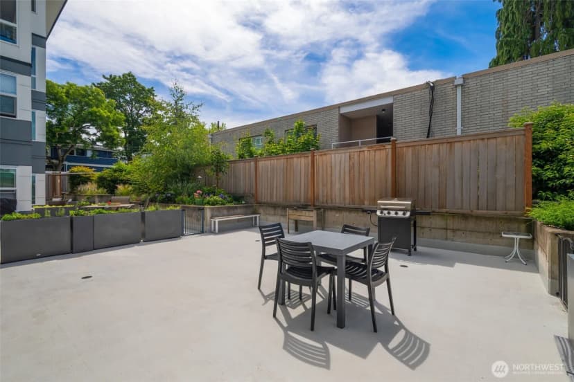 Property photo for 2901 S Jackson Street #304, Seattle photo 22