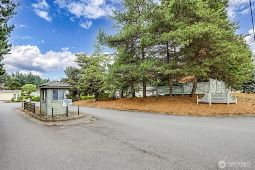 Property photo for 574 Nw Silver Glen Lane #41, Bremerton photo 32