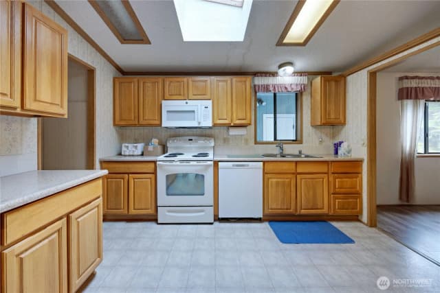 Property photo for 574 Nw Silver Glen Lane #41, Bremerton photo 4