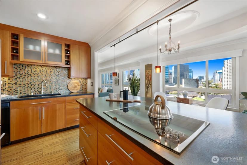 Property photo for 1400 Hubbell Place #ph110, Seattle photo 16