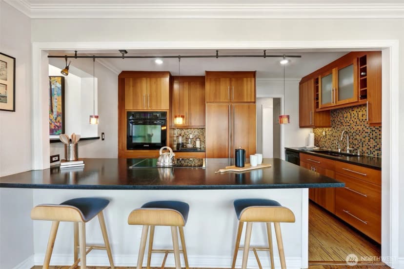 Property photo for 1400 Hubbell Place #ph110, Seattle photo 18