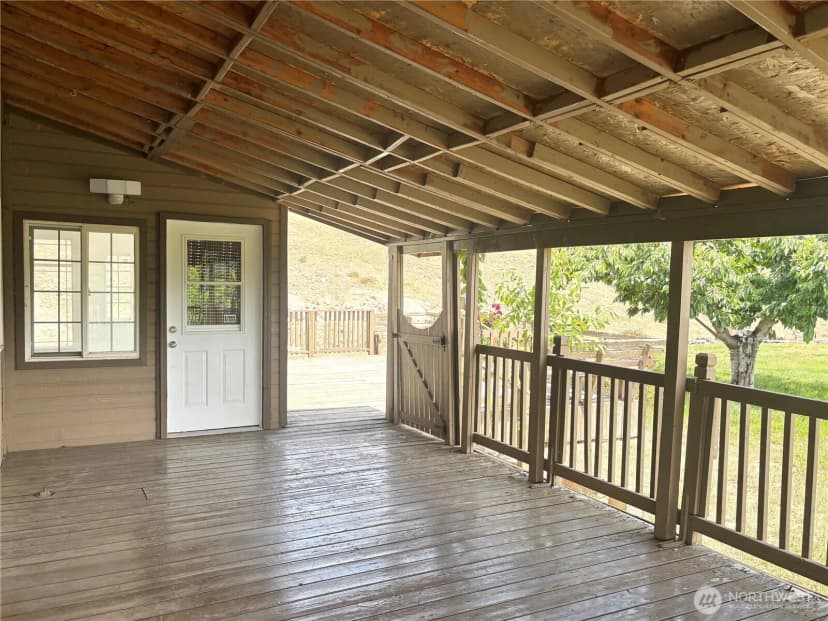 Property photo for 2261 Pleasant Hill Road, Selah photo 23